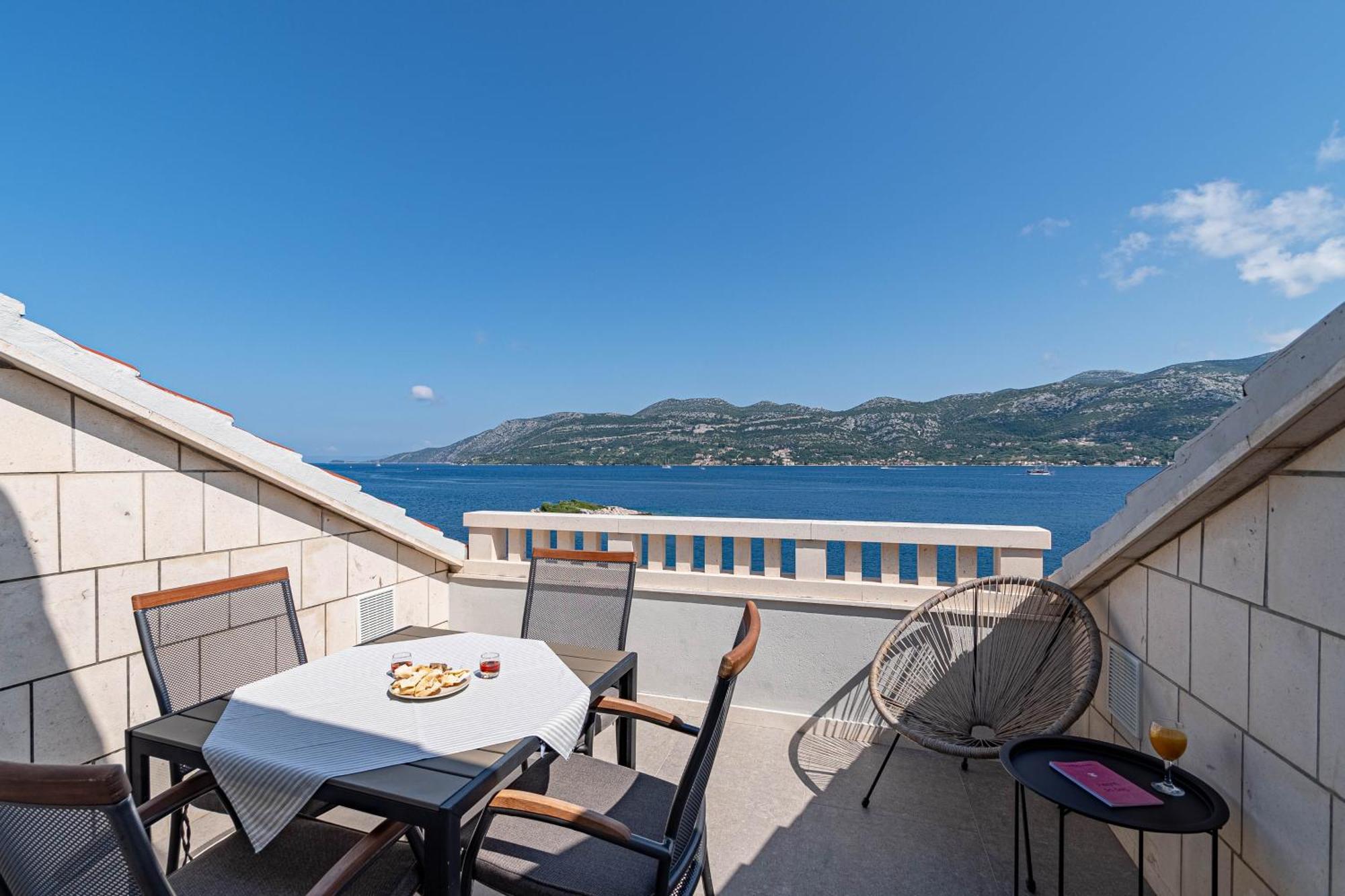 Apartments By The Sea Tri Zala, Korcula - 9237 Zrnovo Exterior foto